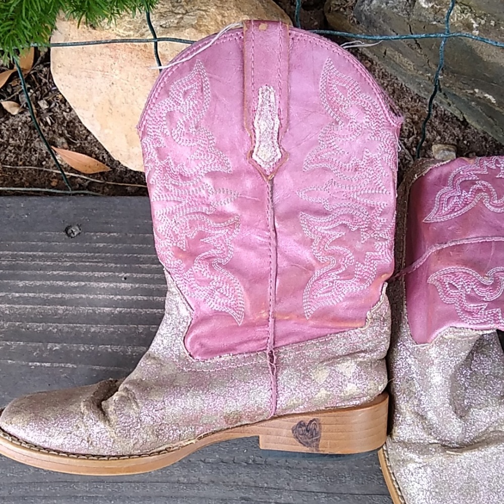 Used Condition Roper Boots - Picture 2 of 6